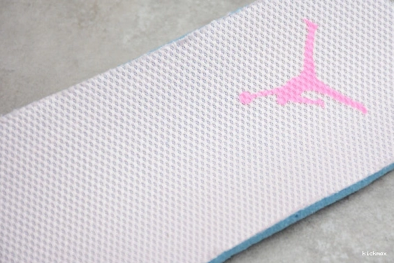 CW5379-600 Pink Air CW5379-600 (W) Jordan 1 Mid Digital 0515